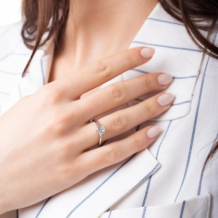 Oxzen δαχτυλίδι ασημένιο μονόπετρο με λευκό ζιργκόν