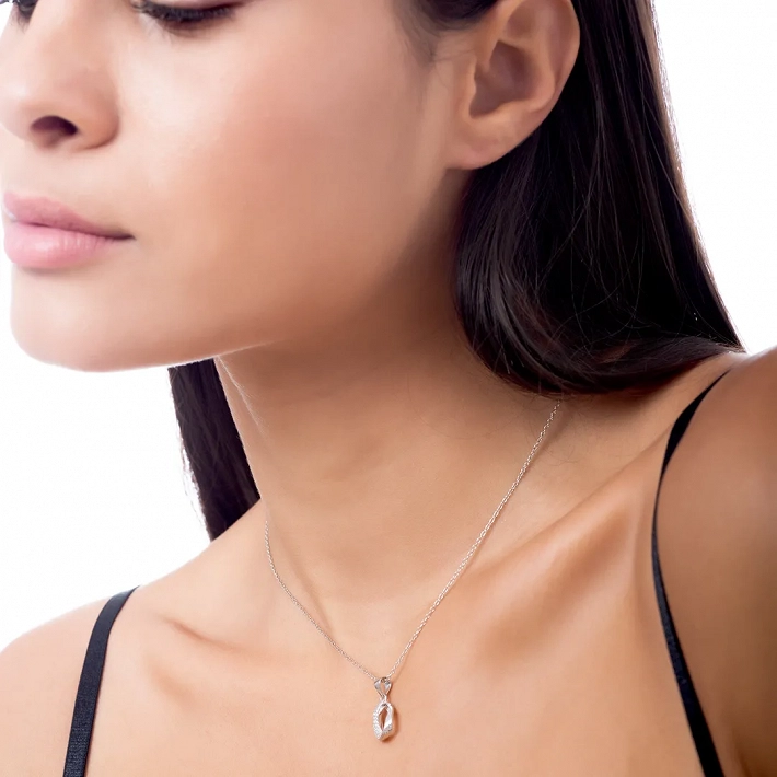 Oxzen ασημένιο κολιέ με λευκά ζιργκόν