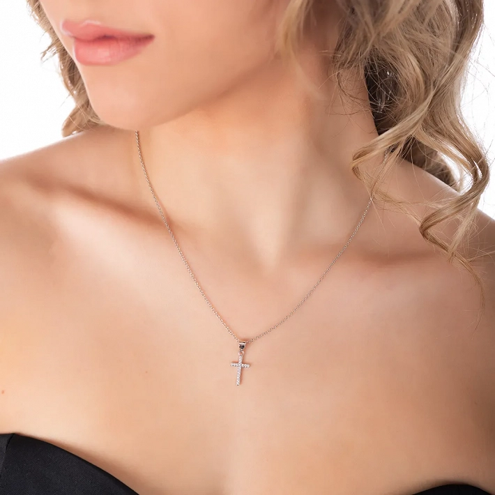 Oxzen κολιέ σταυρός ασημένιος λεπτός με λευκά ζιργκόν