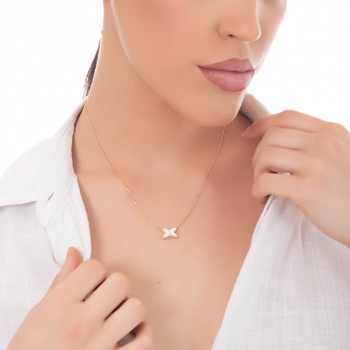 Oxzen γυναικείο ασημένιο κολιέ ροζ χρυσό σε σχήμα Χ με φίλντισι