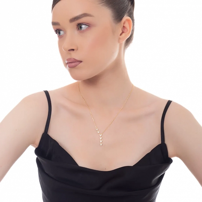 Oxzen ασημένιο κολιέ με καρδιές στη σειρά και πέτρες ζιργκόν