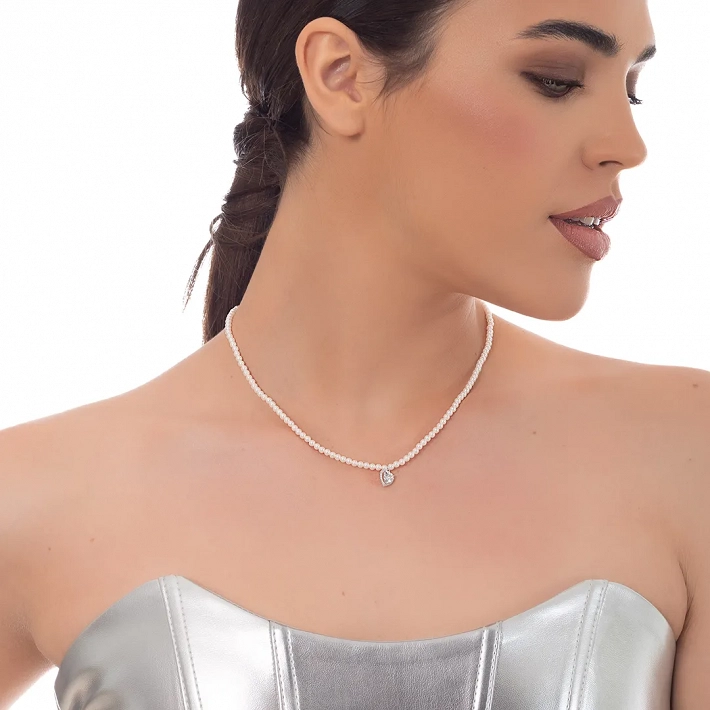 Oxzen ασημένιο κολιέ πέρλα 3mm με τελείωμα καρδιά με ζιργκόν