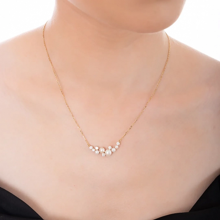 Oxzen ασημένιο κολιέ, με πέρλες και λευκά ζιργκόν