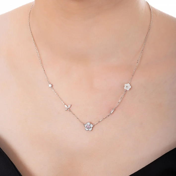 Oxzen ασημένιο κολιέ μαργαρίτες με φίλντισι