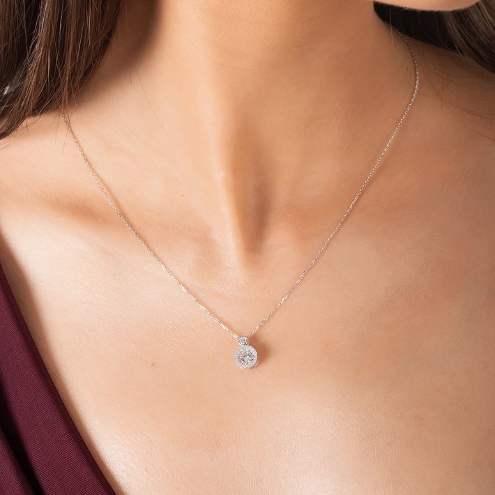 Oxzen ασημένιο κολιέ, μονόπετρο με ζιργκόν