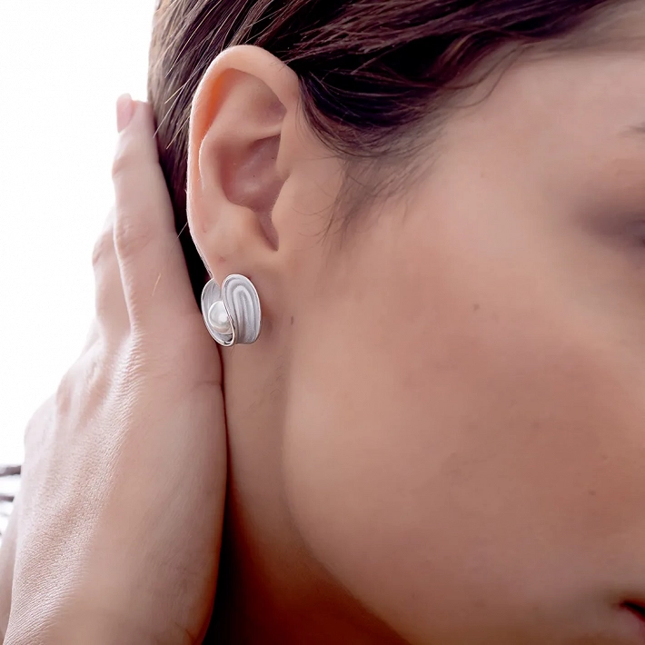 Oxzen σκουλαρίκια καρφωτά ασημένια με πέρλα