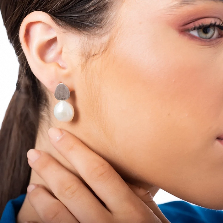 Oxzen σκουλαρίκι ασημένιο με ακατέργαστη πέρλα