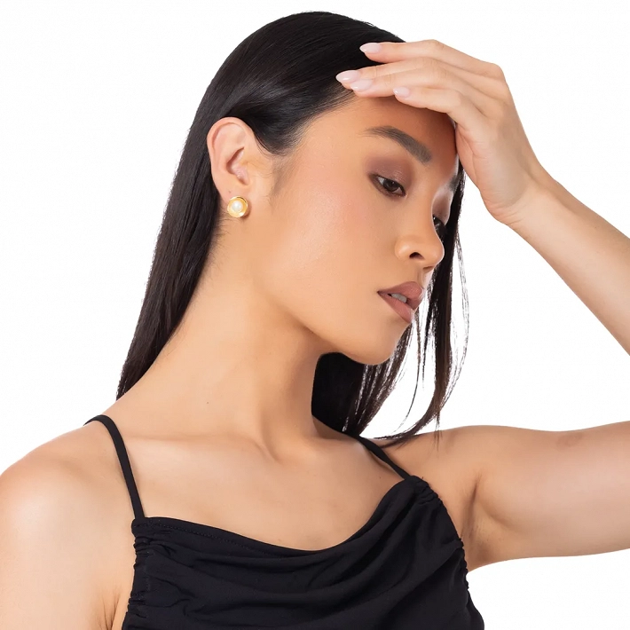 Oxzen ασημένιο σκουλαρίκι επιχρυσωμένο με πέρλα χειροποίητο