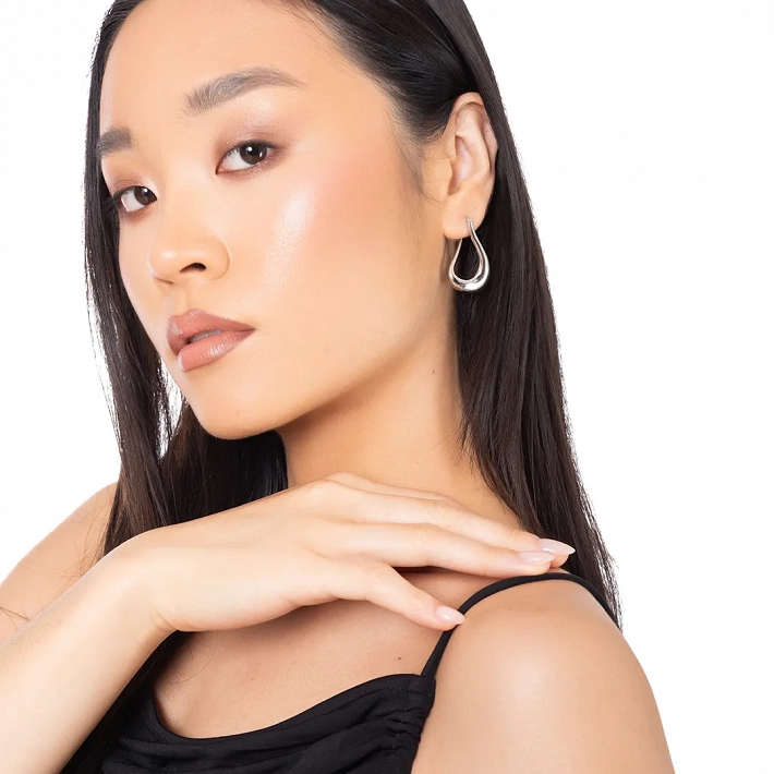 Oxzen ασημένιο σκουλαρίκι κρίκος με ιδιαίτερο σχήμα