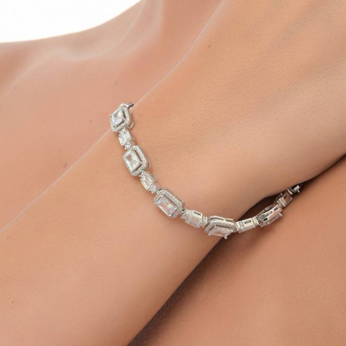 Oxzen βραχιόλι ασημένιο ριβιέρα με τετράγωνες πέτρες ζιργκόν