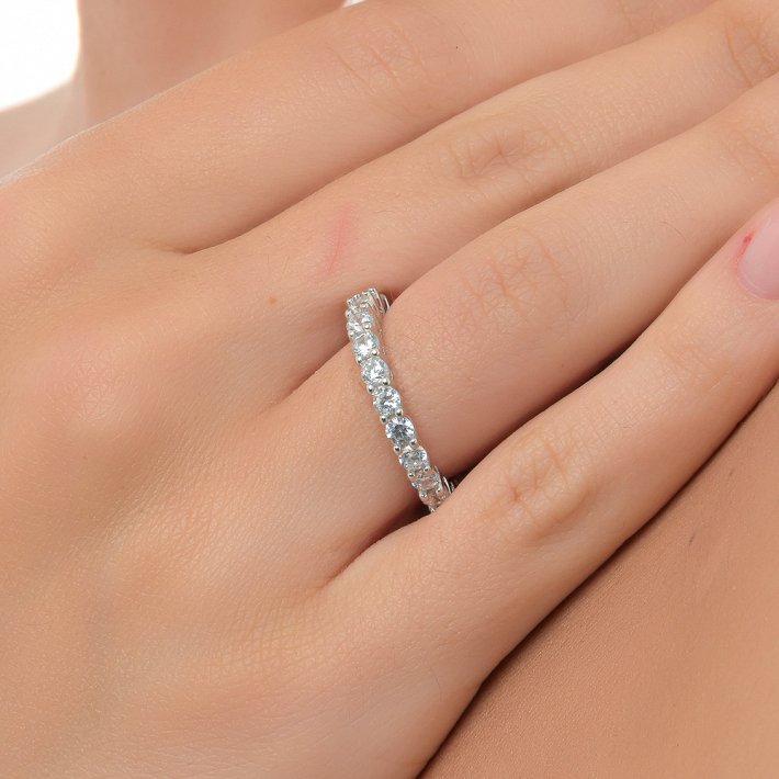 Oxzen δαχτυλίδι ασημένιο ολόσειρο με λευκά ζιργκόν