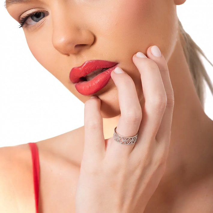 Oxzen ασημένιο δαχτυλίδι με σκάλισμα free size