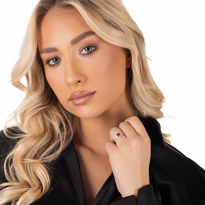 Oxzen ασημένιο δαχτυλίδι μονόπετρο με καρδιά ζιργκόν