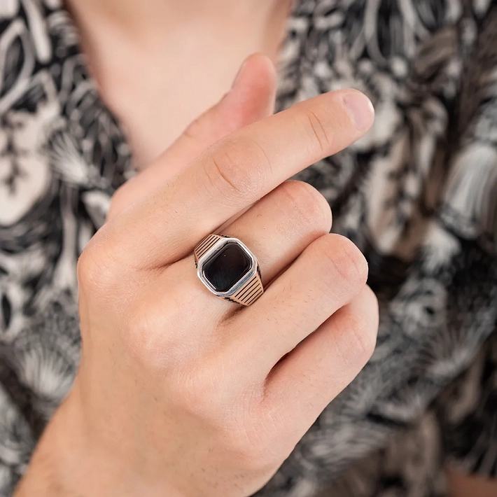 Oxzen ανδρικό δαχτυλίδι ασημένιο, με ορθογώνια πέτρα μαύρο αχάτη