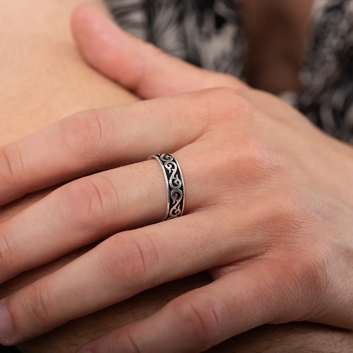 Oxzen βέρα ασημένια Unisex με σκάλισμα