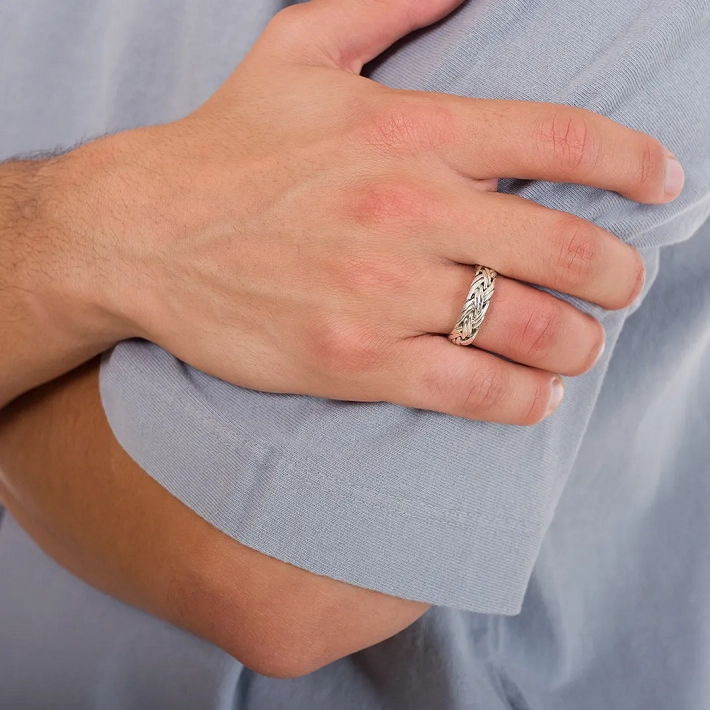 Oxzen βέρα ασημένια Unisex γυαλιστερή με πλεξούδα