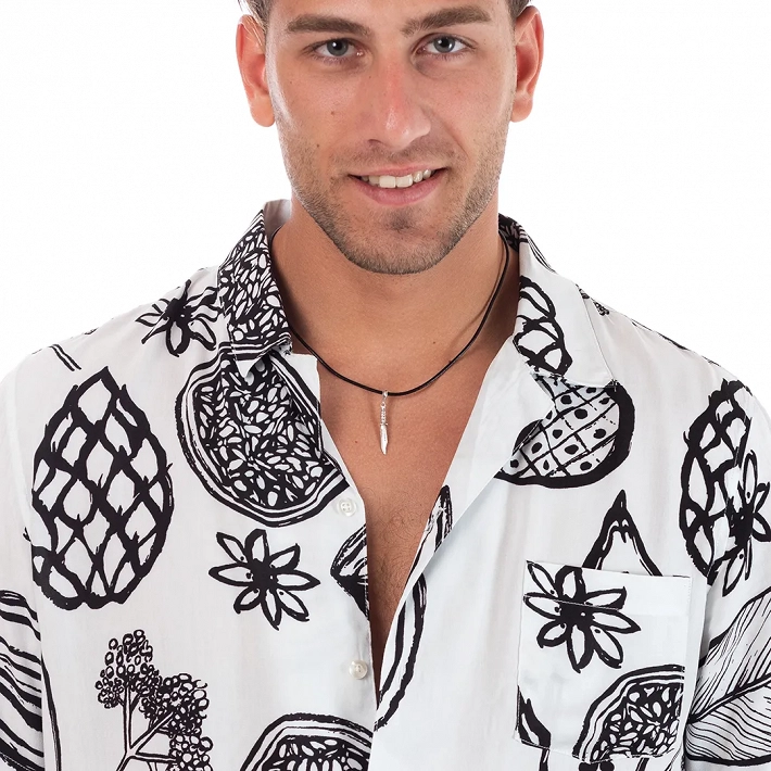 Oxzen κολιέ από ασήμι, ξίφος με δέρμα με ασημένια κουμπώματα