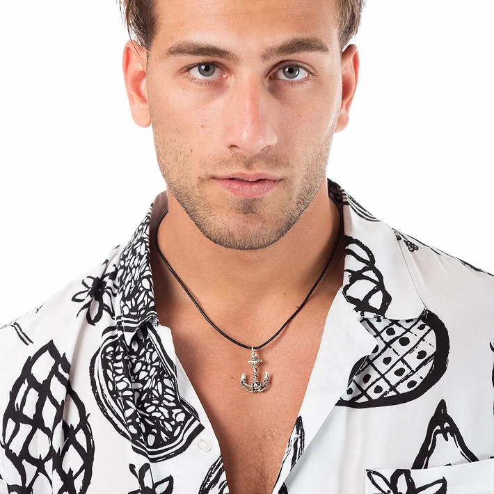 Oxzen κολιέ από ασήμι, άγκυρα με δέρμα με ασημένια κουμπώματα