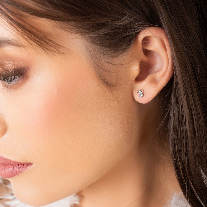 Oxzen ασημένιο σκουλαρίκι χριστουγεννιάτικο σκουφάκι με ζιργκόν