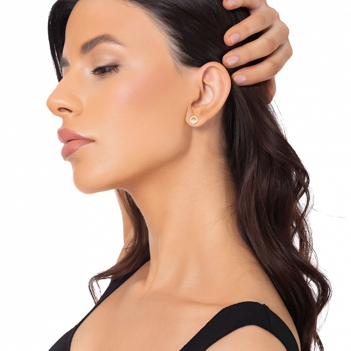 Oxzen ασημένια σκουλαρίκια καρφωτά με λευκά ζιργκόν