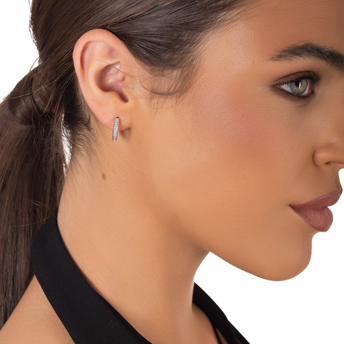 Oxzen ασημένιο σκουλαρίκι κρίκος 14mm με λευκά ζιργκόν