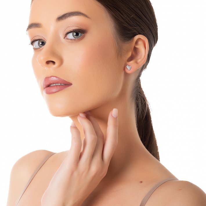 Oxzen ασημένιο σκουλαρίκι καρφωτό με λευκά ζιργκόν