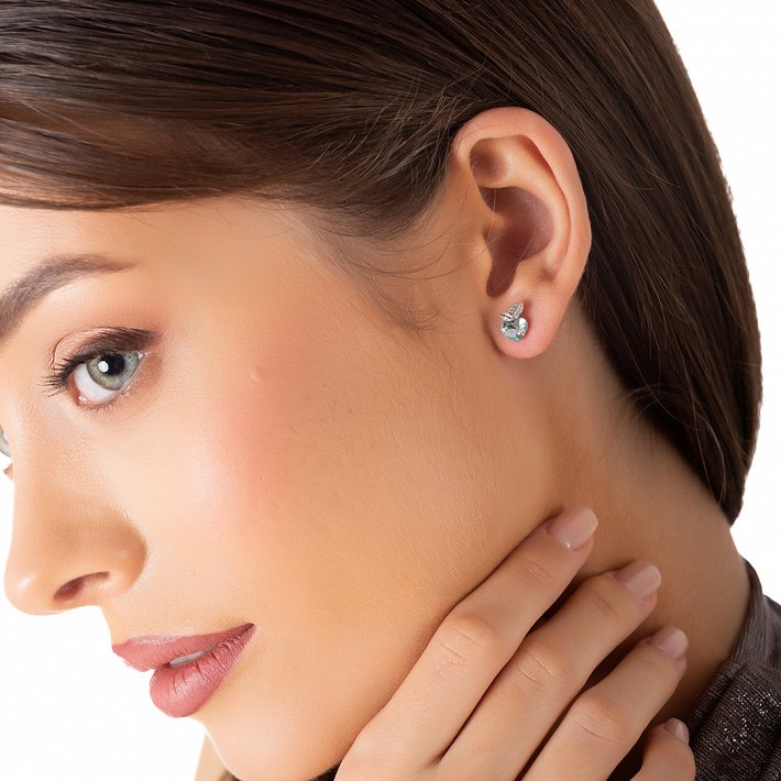 Oxzen ασημένιο σκουλαρίκι καρφωτό καρδιά με ζιργκόν