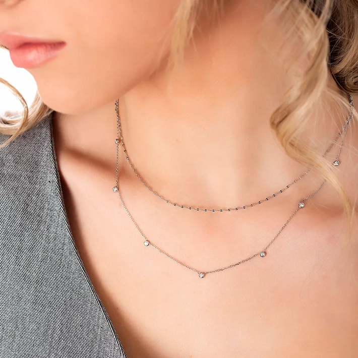 Oxzen ατσάλινο κολιέ διπλό με λευκά ζιργκόν