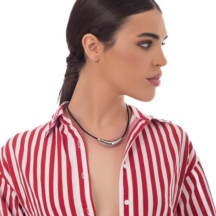 Oxzen γυναικείο κολιέ από ανοξείδωτο ατσάλι με κυλινδρικό στοιχείο