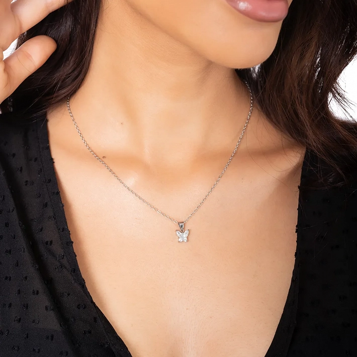 Oxzen κολιέ από ανοξείδωτο ατσάλι πεταλούδα με ζιργκόν