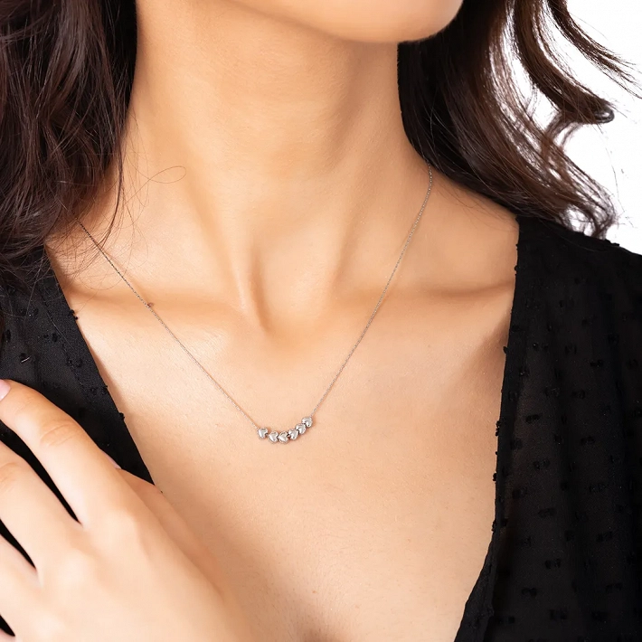 Oxzen κολιέ από ανοξείδωτο ατσάλι με καρδούλες