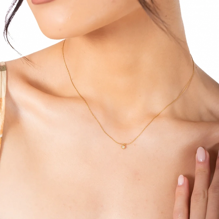 Oxzen κολιέ από ανοξείδωτο ατσάλι με λευκό ζιργκόν