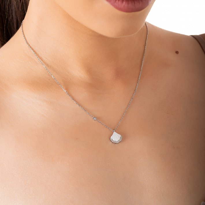 Oxzen ατσάλινο κολιέ κοχύλι με οπάλιο