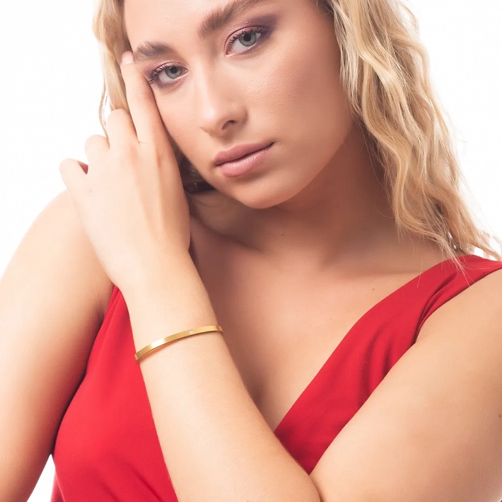 Oxzen ατσάλινο βραχιόλι σταθερό με λευκό ζιργκόν