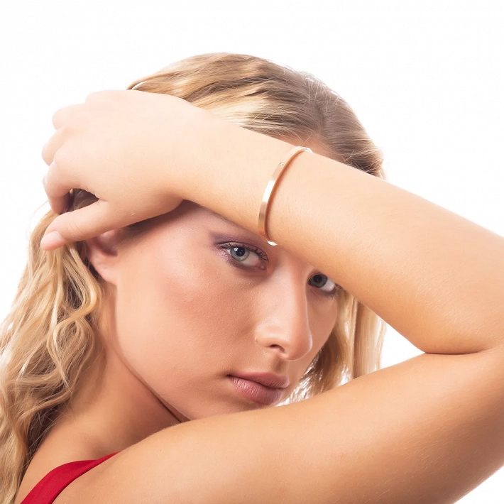 Oxzen ατσάλινο βραχιόλι σταθερό με λευκό ζιργκόν