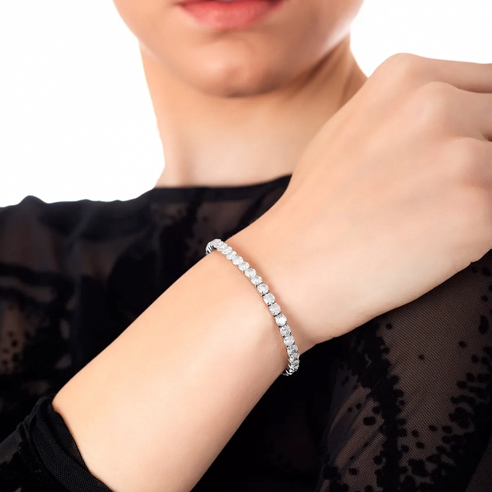 Oxzen βραχιόλι ατσάλινο ριβιέρα ελαστική με λευκά ζιργκόν