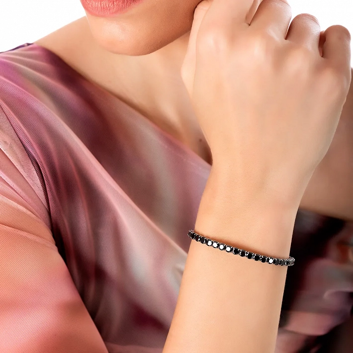 Oxzen βραχιόλι ατσάλινο ελαστική ριβιέρα με μαύρα ζιργκόν