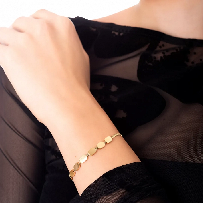 Oxzen ατσάλινο βραχιόλι με τετράγωνα στοιχεία