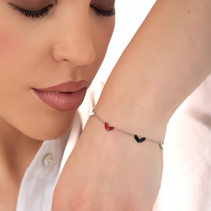 Oxzen γυναικείο βραχιόλι από ανοξείδωτο ατσάλι με πολύχρωμες καρδούλες