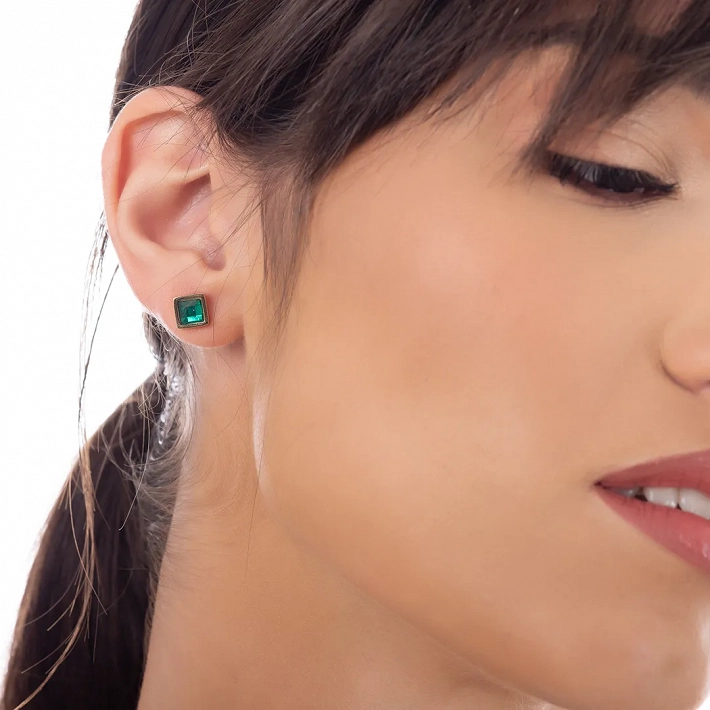 Oxzen σκουλαρίκια καρφωτά ατσάλινα τετράγωνα με ζιργκόν