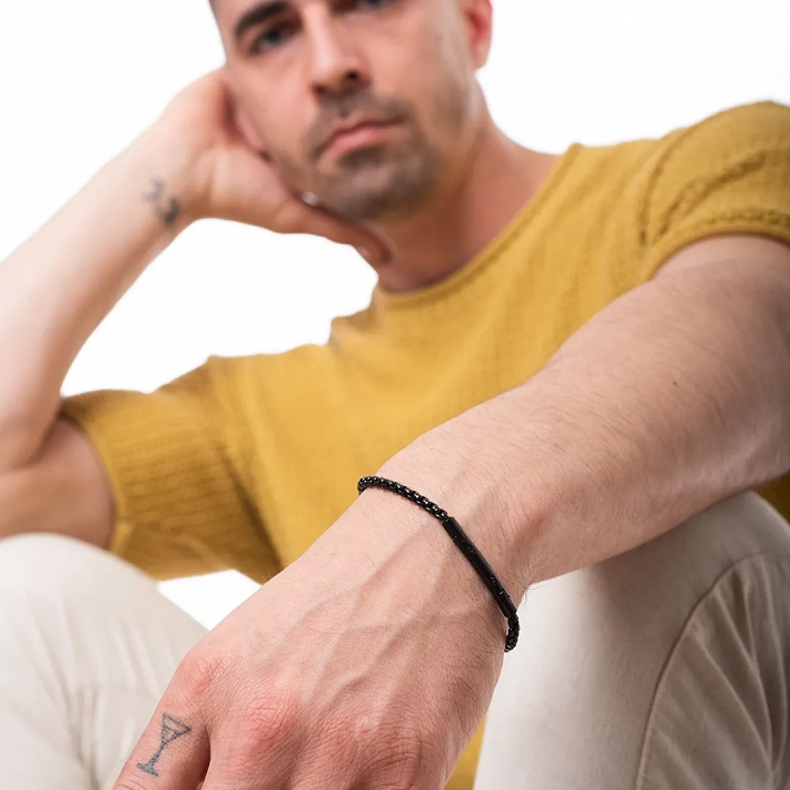 Oxzen ανδρικό βραχιόλι ατσάλινο ταυτότητα κυλινδρική με μαύρα ζιργκόν