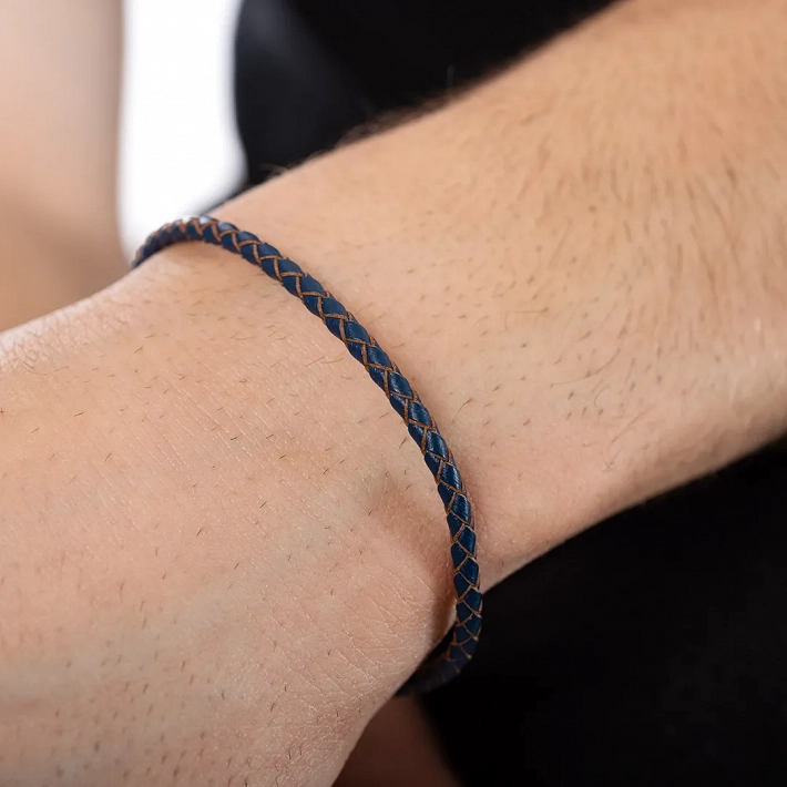 Oxzen Unisex βραχιόλι ατσάλινο με λεπτό διακριτικό δέρμα μπλε