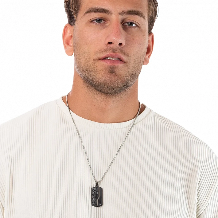 Oxzen ανδρικό κολιέ από ανοξείδωτο ατσάλι πλακέτα μαύρη με λευκό ζιργκόν