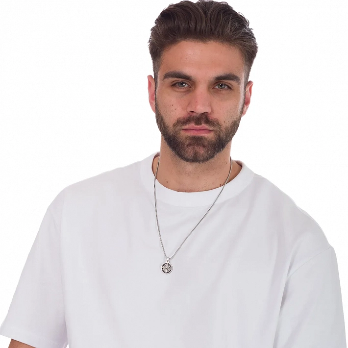 Oxzen ανδρικό κολιέ από ανοξείδωτο ατσάλι με πυξίδα και μαύρες πέτρες ζιργκόν