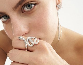 Oxzen δαχτυλίδι ασημένιο φίδι με λευκά ζιργκόν