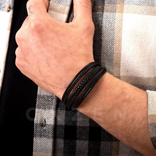 Βραχιόλι ατσάλινο με δέρμα μαύρο και κούμπωμα μαγνήτη