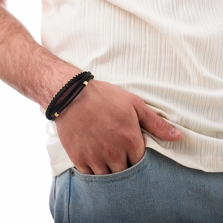 Βραχιόλι ατσάλινο επιχρυσωμένο με δέρμα μαύρο τριπλό