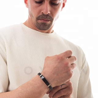 Βραχιόλι ατσάλινο με δέρμα PU ταυτότητα μαύρη