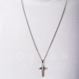 Κολιέ σταυρός ατσάλι σε ασημί