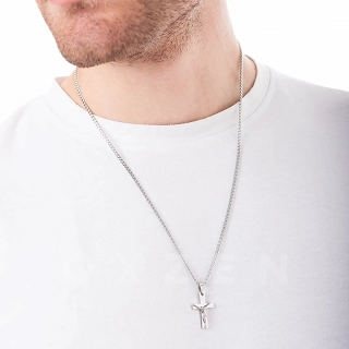 Κολιέ σταυρός με αλυσίδα ατσάλι με τον εσταυρωμένο